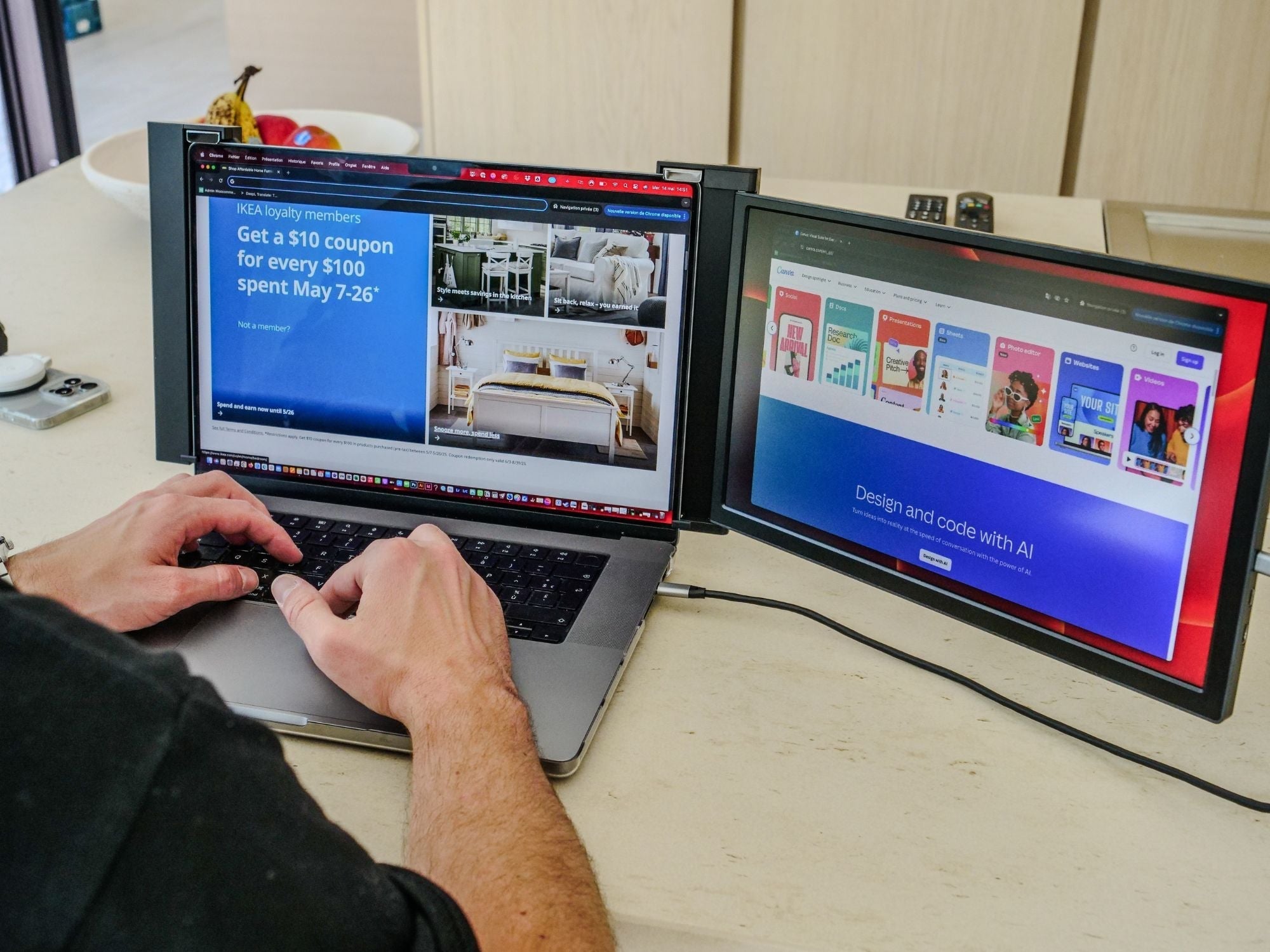 Expand Your View with a Laptop Screen Extender