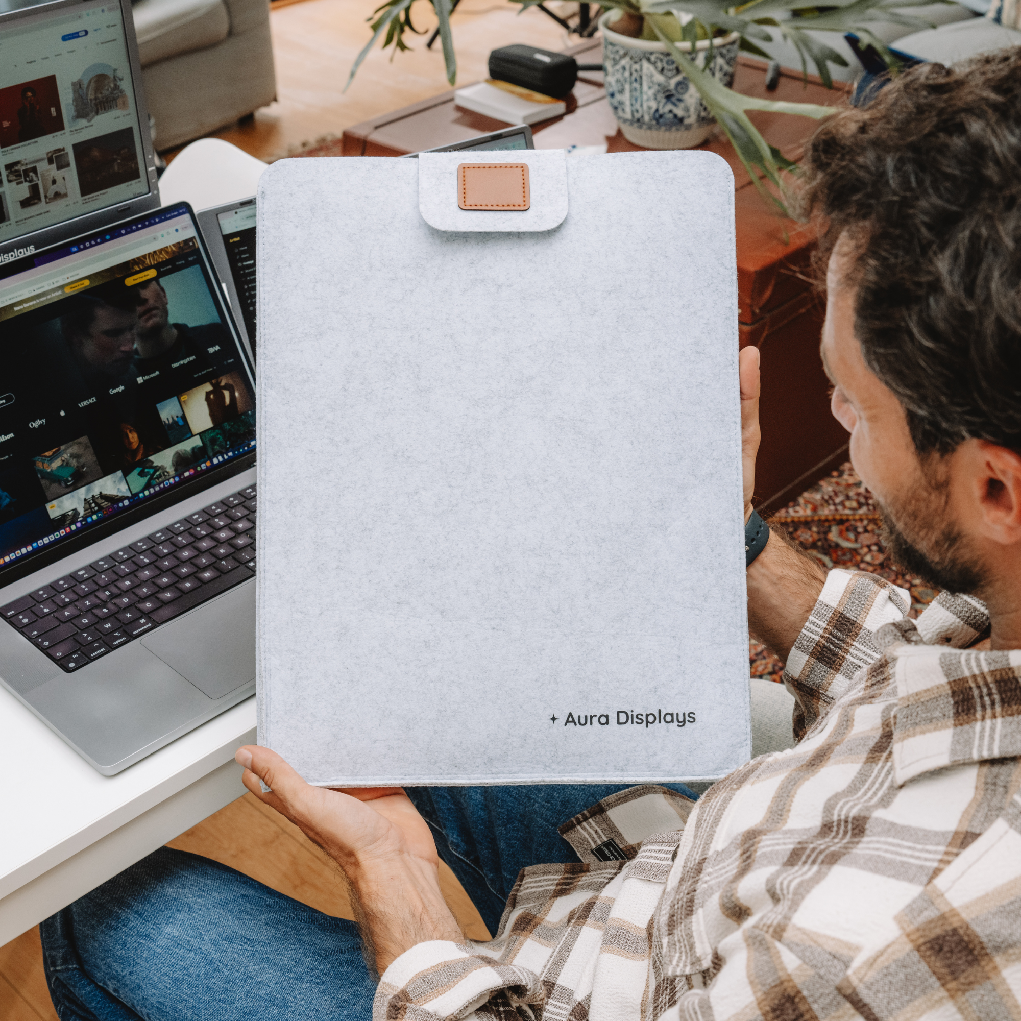✧ Felt Sleeve for Laptop & Portable Monitor